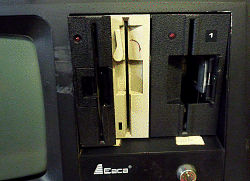 genie-iii_mit_3_floppydrives_17.jpg